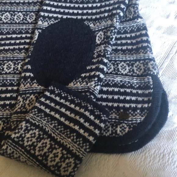 L.O.G.G. H&M Sweater - Picture 7 of 7